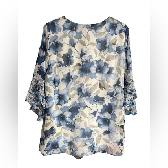 Calvin Klein White/Blue Women’s 3/4 Bell Sleeve V Neck Blouse Sz‎ M - Picture 2 of 9